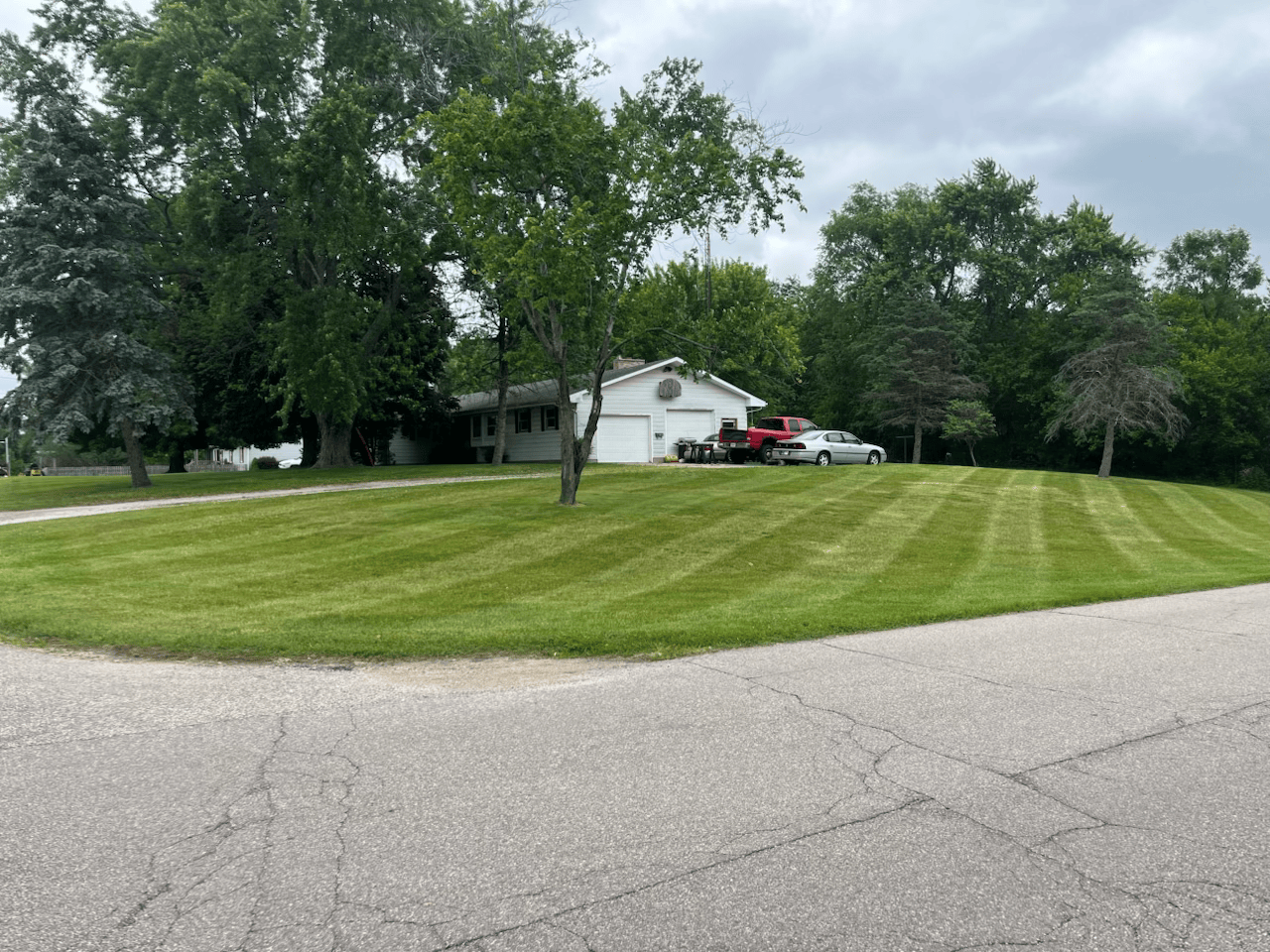 Curved lawn striping